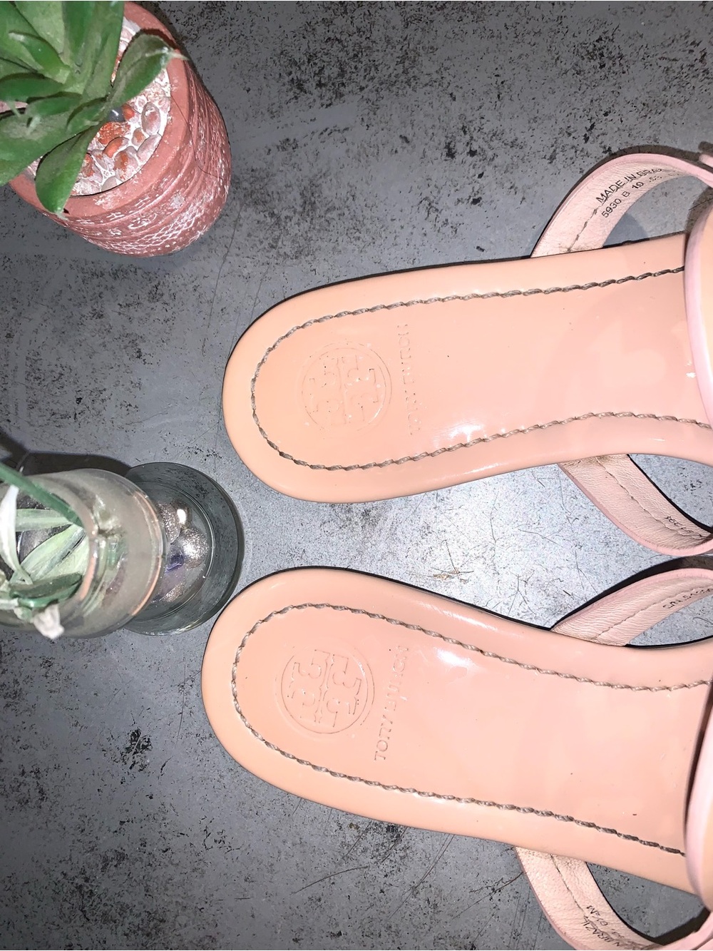 Tory Burch Miller Patent Leather Sandals Sea Shell Pink with box bag Size 6.5 - Picture 6 of 10